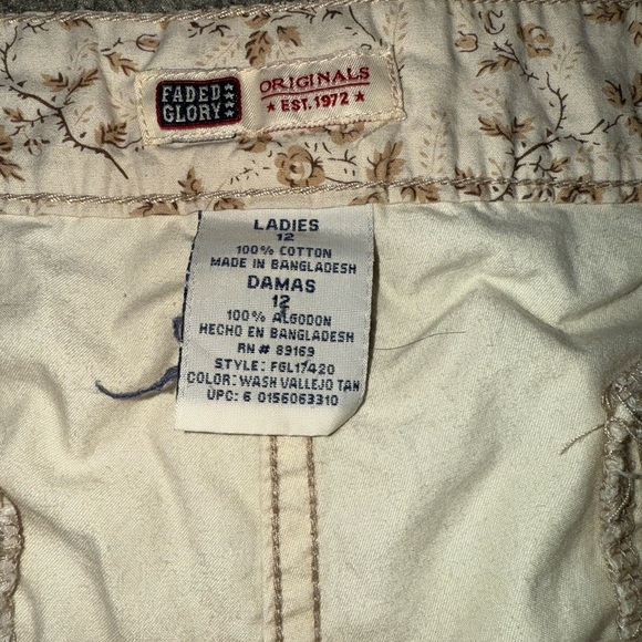 Women’s Cream Straight Leg Pants - Picture 3 of 3